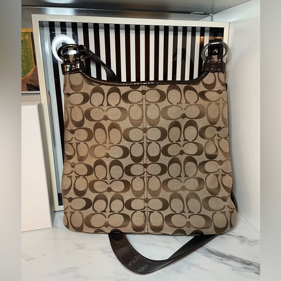 Coach - Vintage Signature Monogram Canvas Logo Crossbody Bag EXCELLENT Cond. - Picture 2 of 12